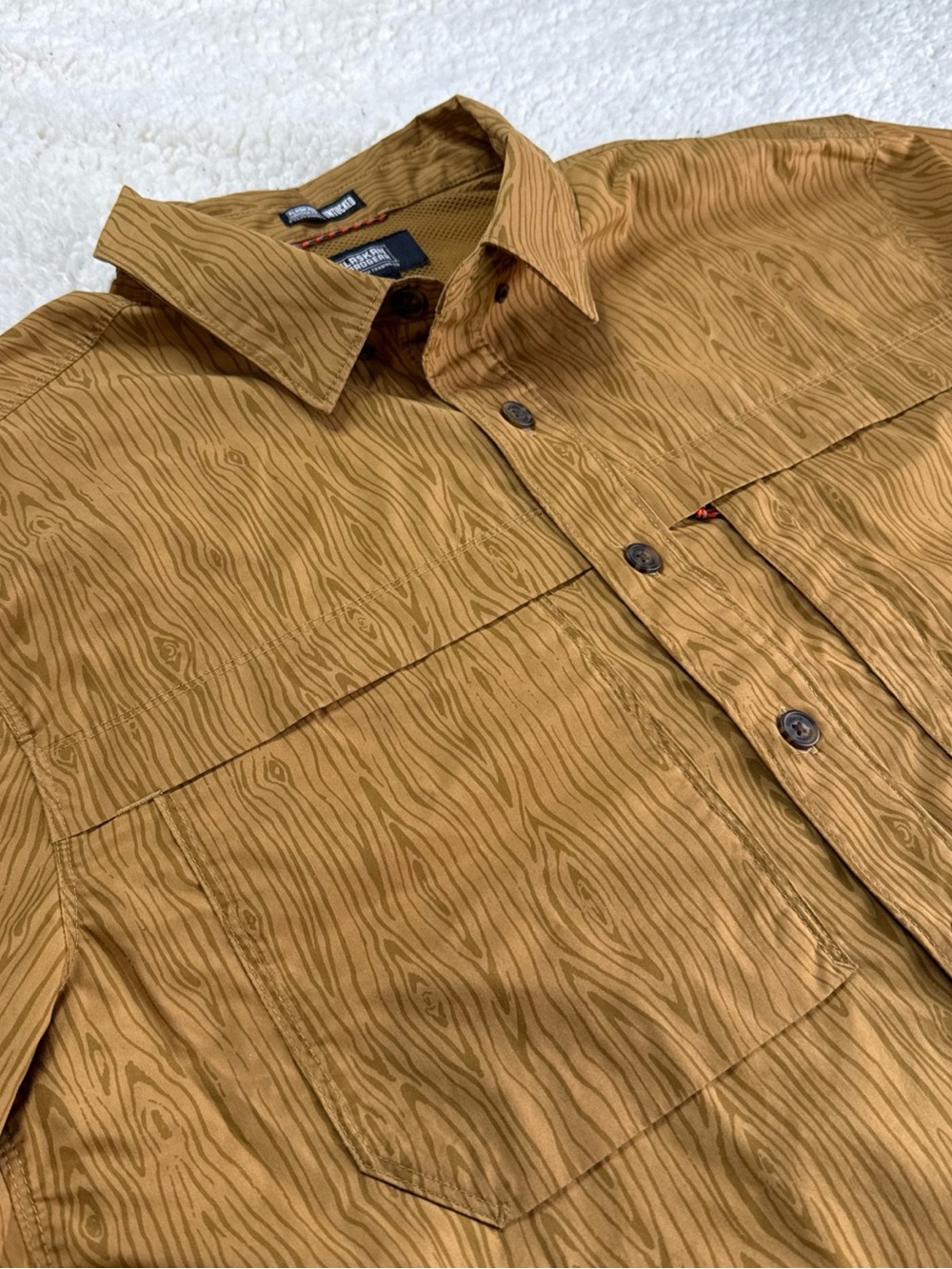 Alaskan Hardgear Mens XLT Woodgrain Print Short Sleeve Vented Fishing Shirt